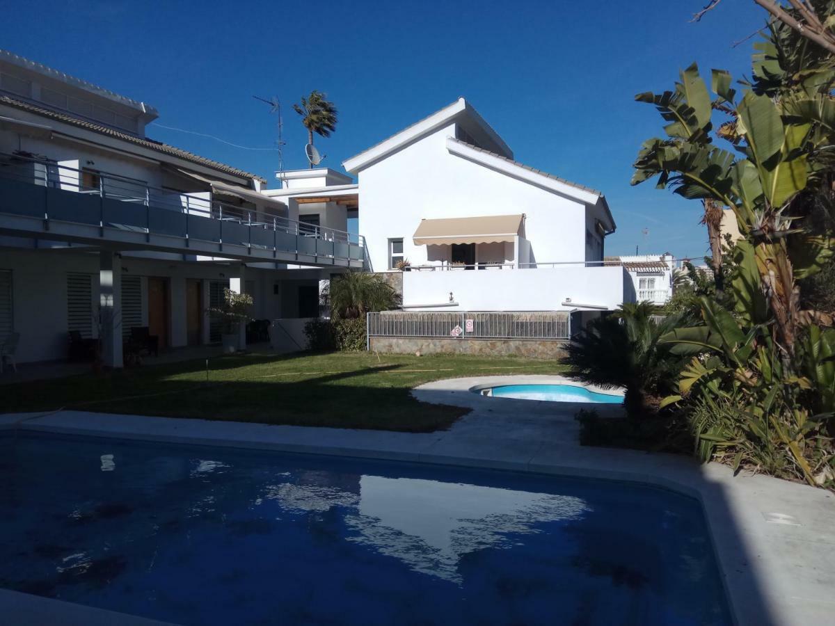 Cozy Loft Torremolinos Apartment Exterior photo